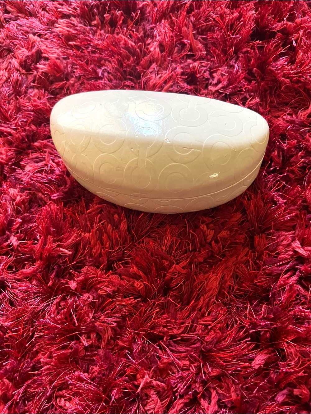 Coach Ivory White Embossed C Hard Sunglasses Case Large Women’s Eyewear